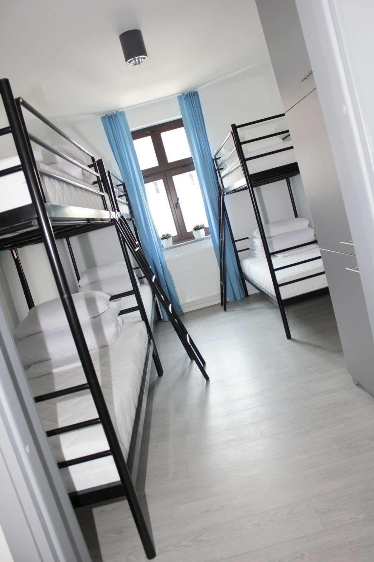 Soda Hostel & Apartments Poznan Ngoại thất bức ảnh