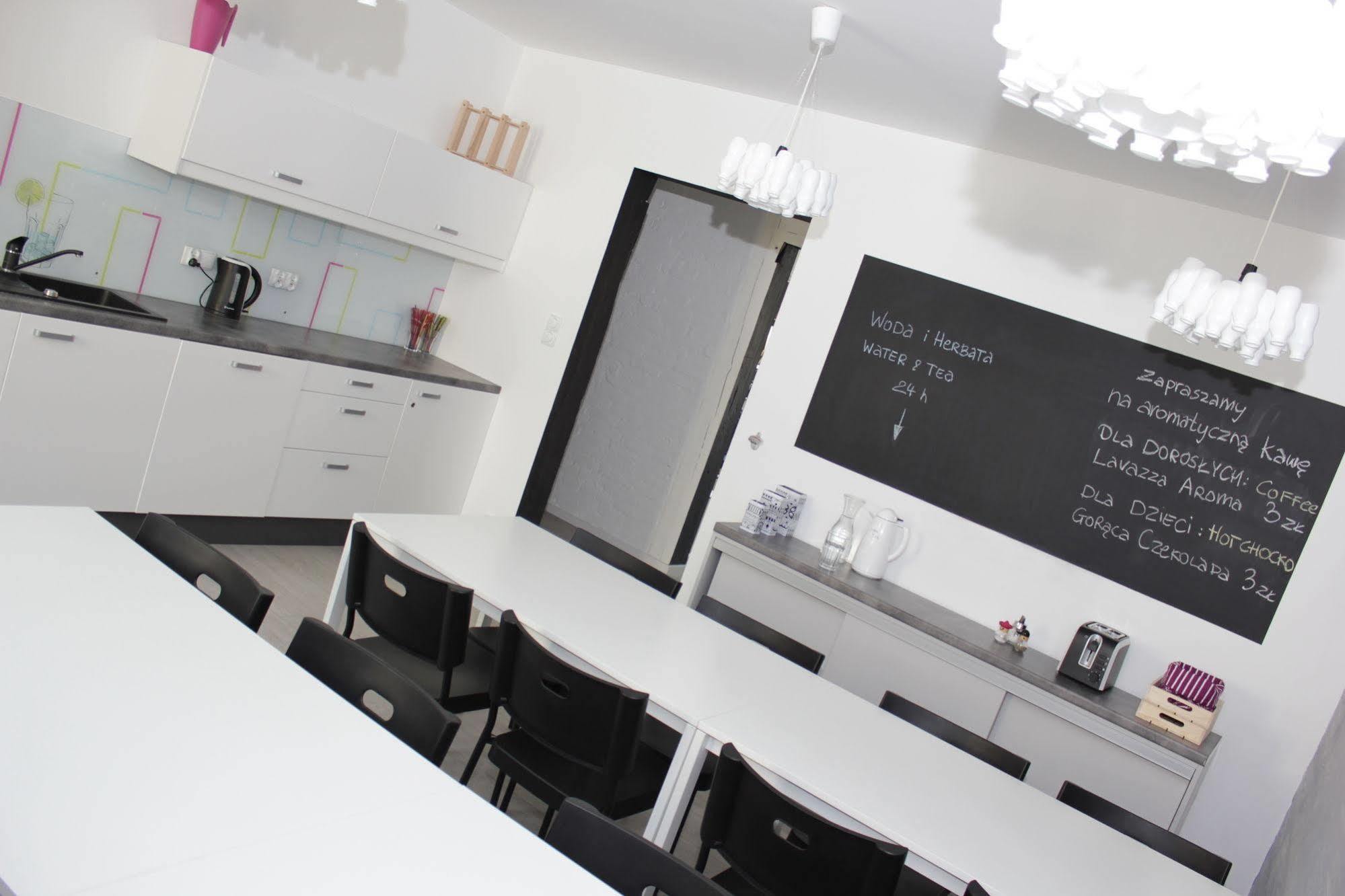 Soda Hostel & Apartments Poznan Ngoại thất bức ảnh